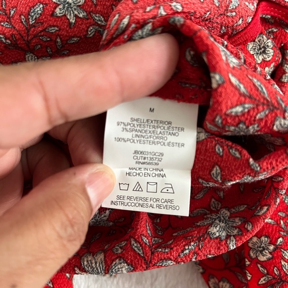 Xtraordinary floral romper Medium - Picture 9 of 10